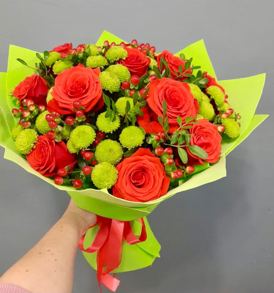 Букет цветов из: Хризантемы и Розы в Калининауле