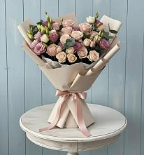 Букет цветов из:  Розы и Лизиантусы #REPLACE_PRED# Калининауле