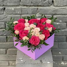Цветочная композиция из Розы в коробке в Калининауле
