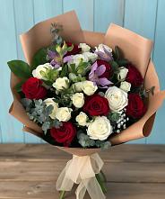 Букет цветов из:  Розы и Альстромерии в Калининауле