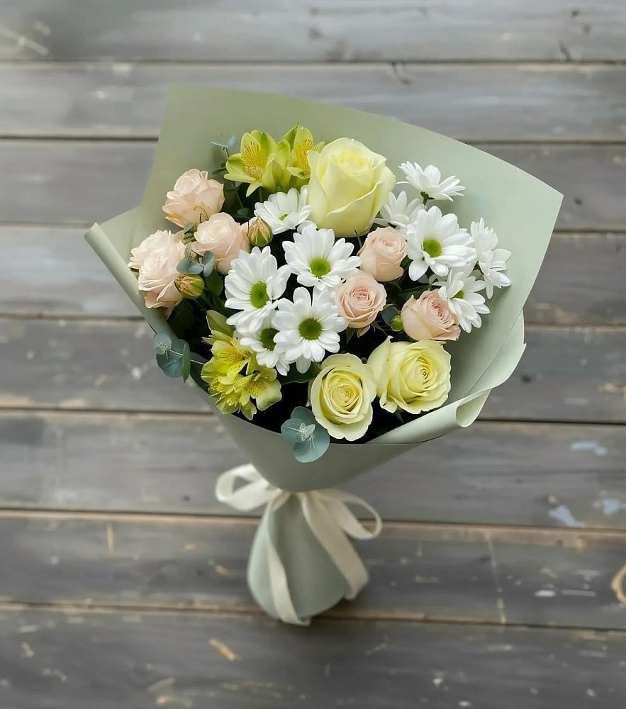 Букет цветов из: Альстромерии, Розы и Хризантемы в Калининауле