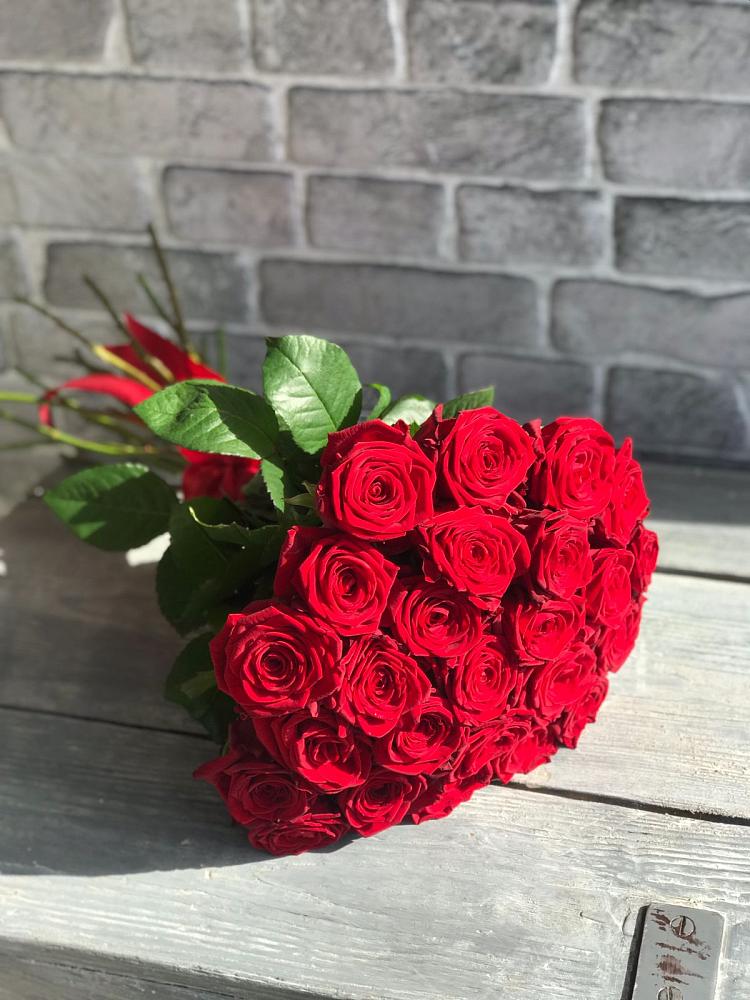 Букет Красные розы Фридом в Калининауле