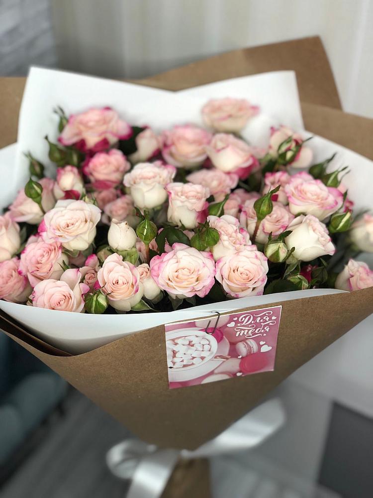 Букет цветов из: Розы в Калининауле