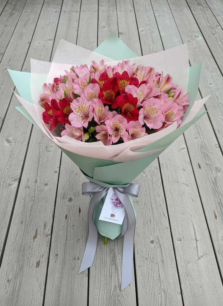 Букет цветов из: Альстромерии в Калининауле