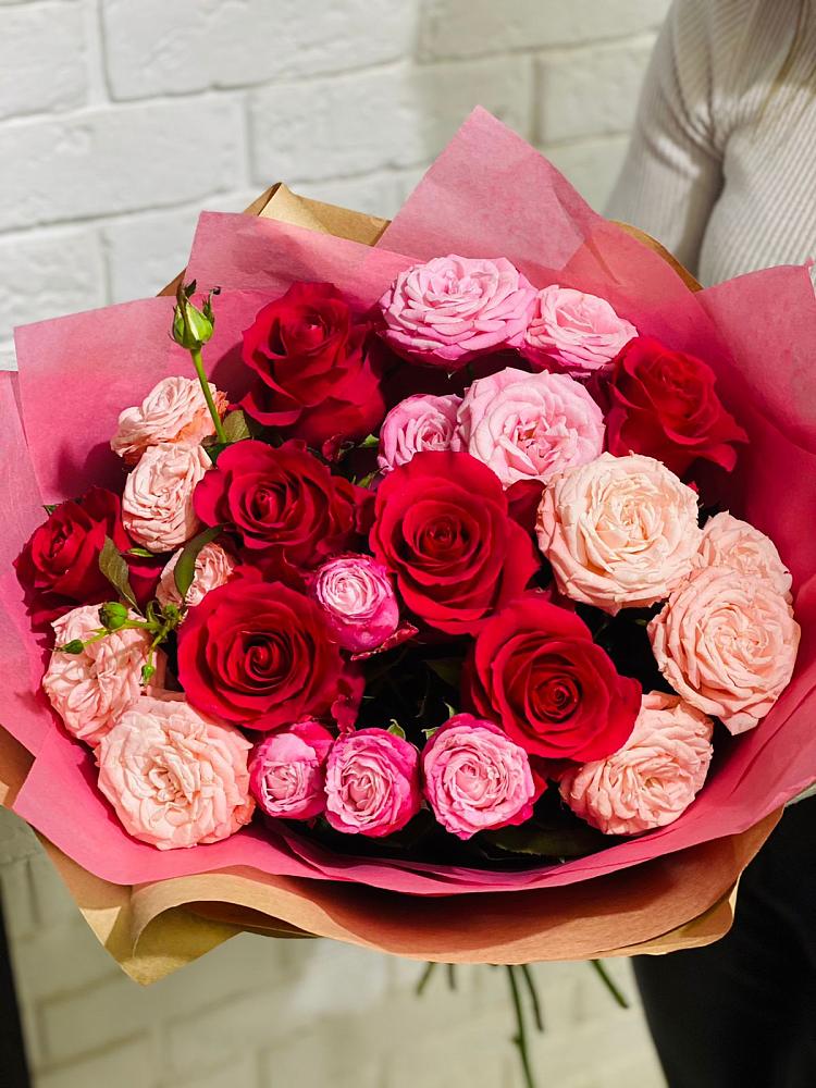 Букет цветов из: Розы в Калининауле