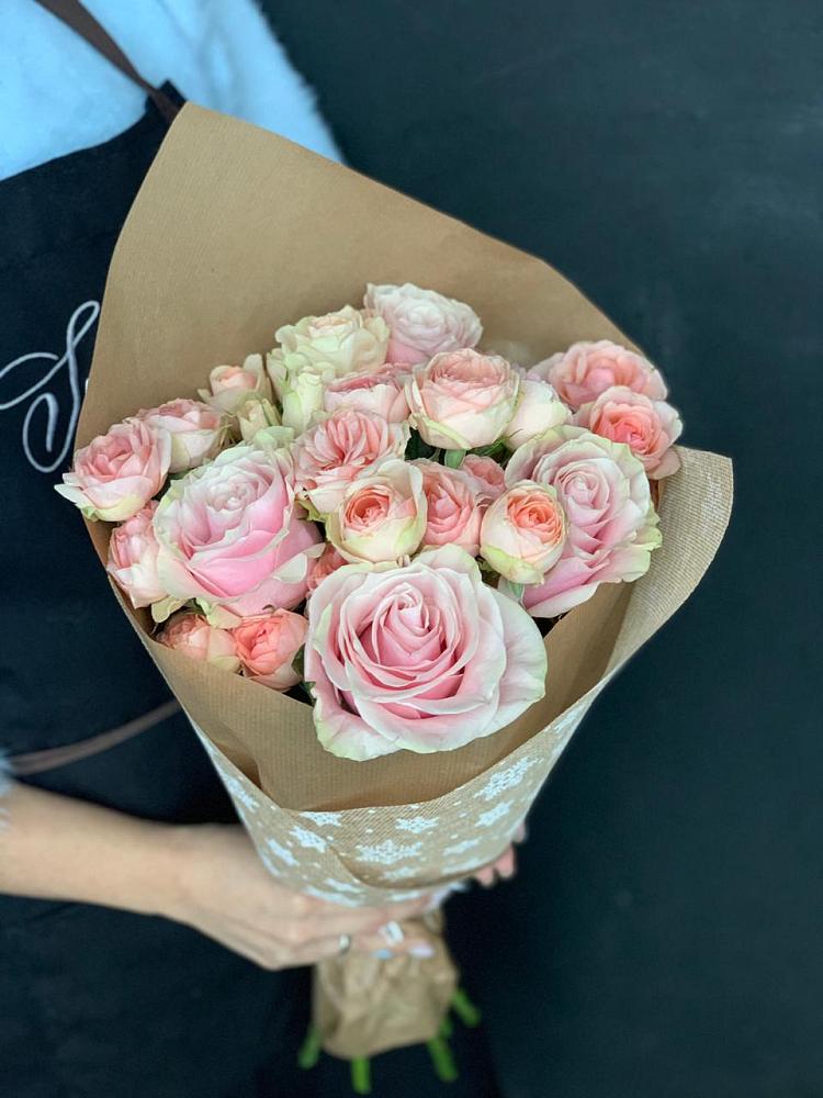 Букет цветов из: Хризантемы и Розы в Калининауле