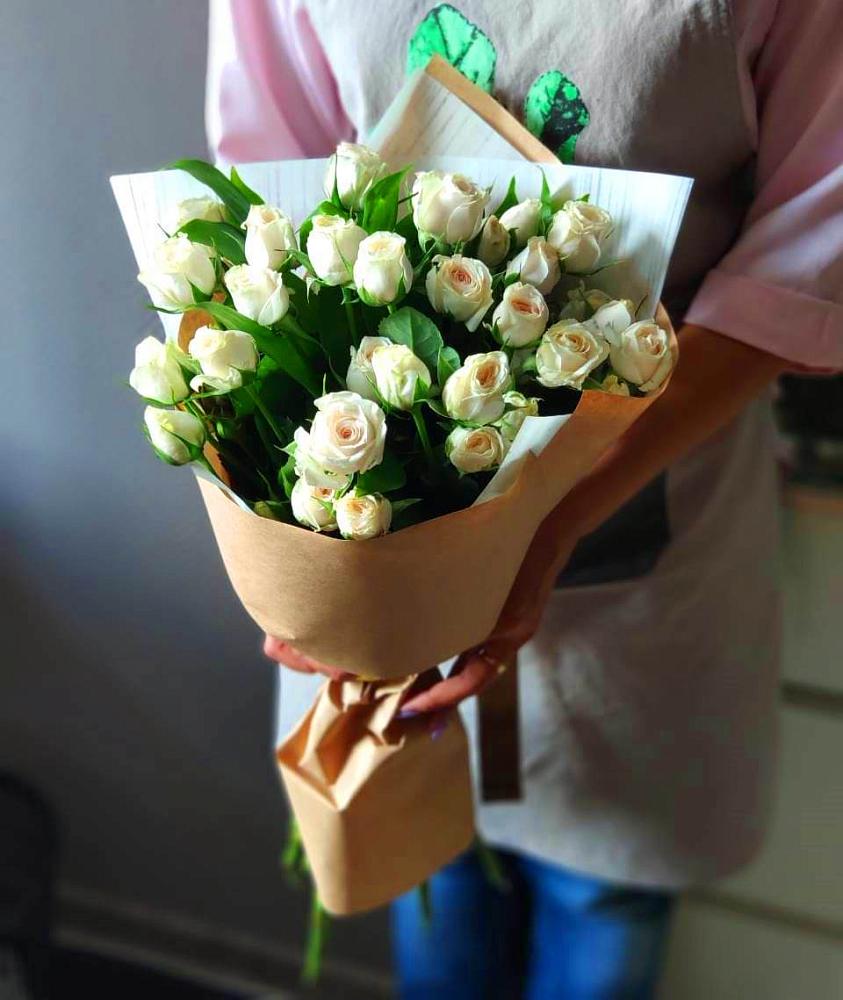 Букет цветов из: Розы в Калининауле