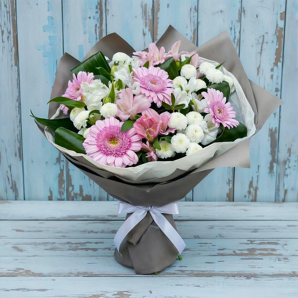Букет цветов из: Герберы, Альстромерии и Хризантемы в Калининауле
